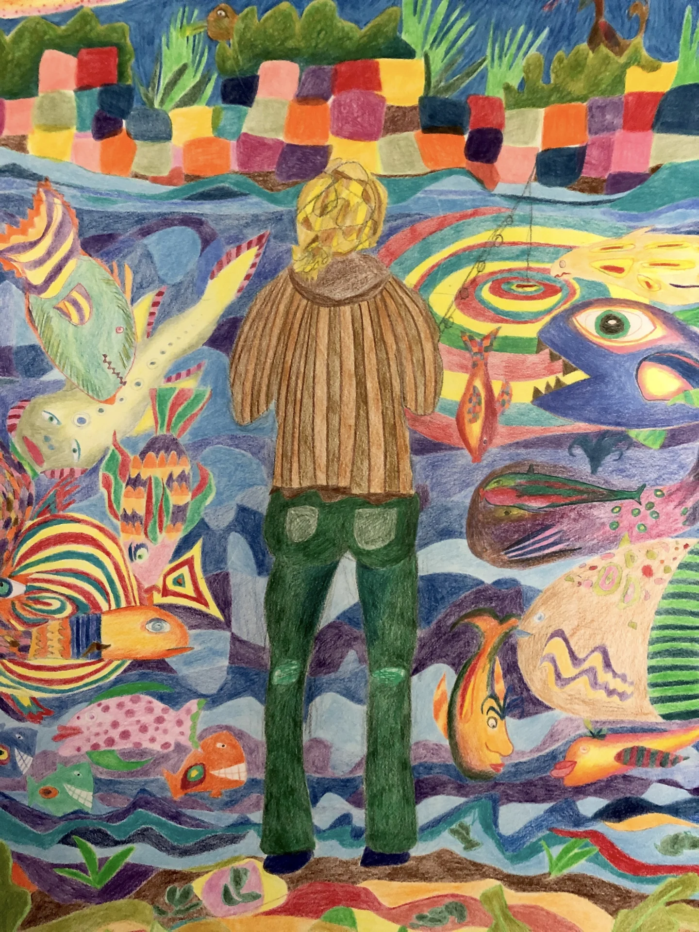 "Maik, der Angler" (2019) Buntstift auf Tonzeichenpapier 50x70cm  (Bild vergr&ouml;&szlig;ern)