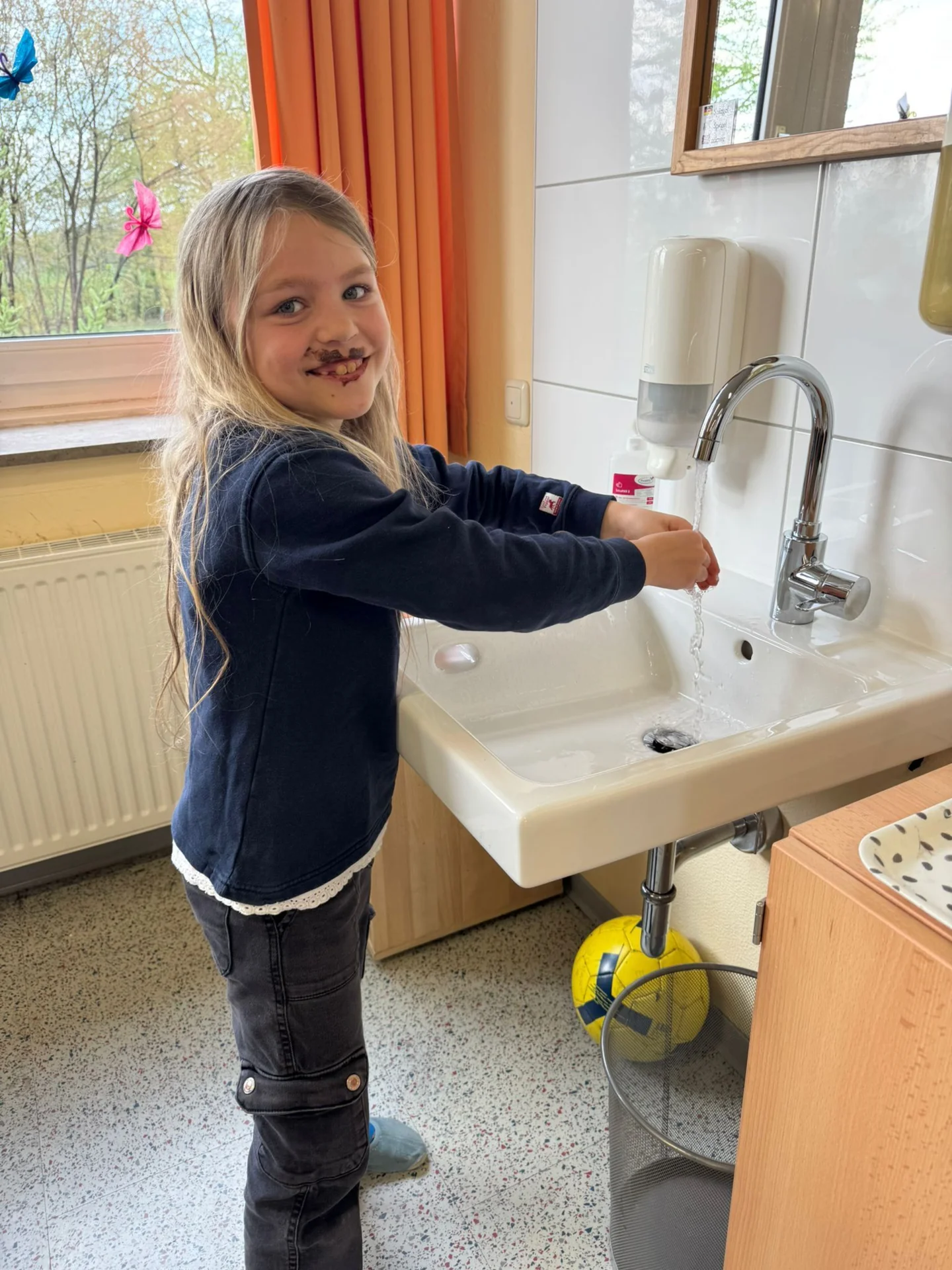 Foto der Galerie: Wildkräutermonate in Klasse 2