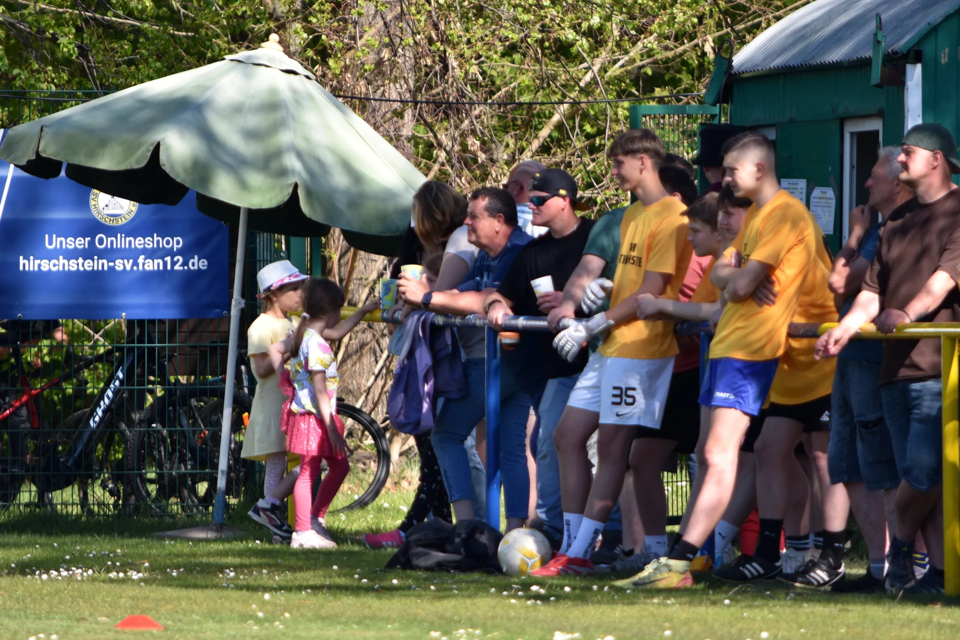 Foto der Galerie: Pokal des Bürgermeisters der Gemeinde Hirschstein