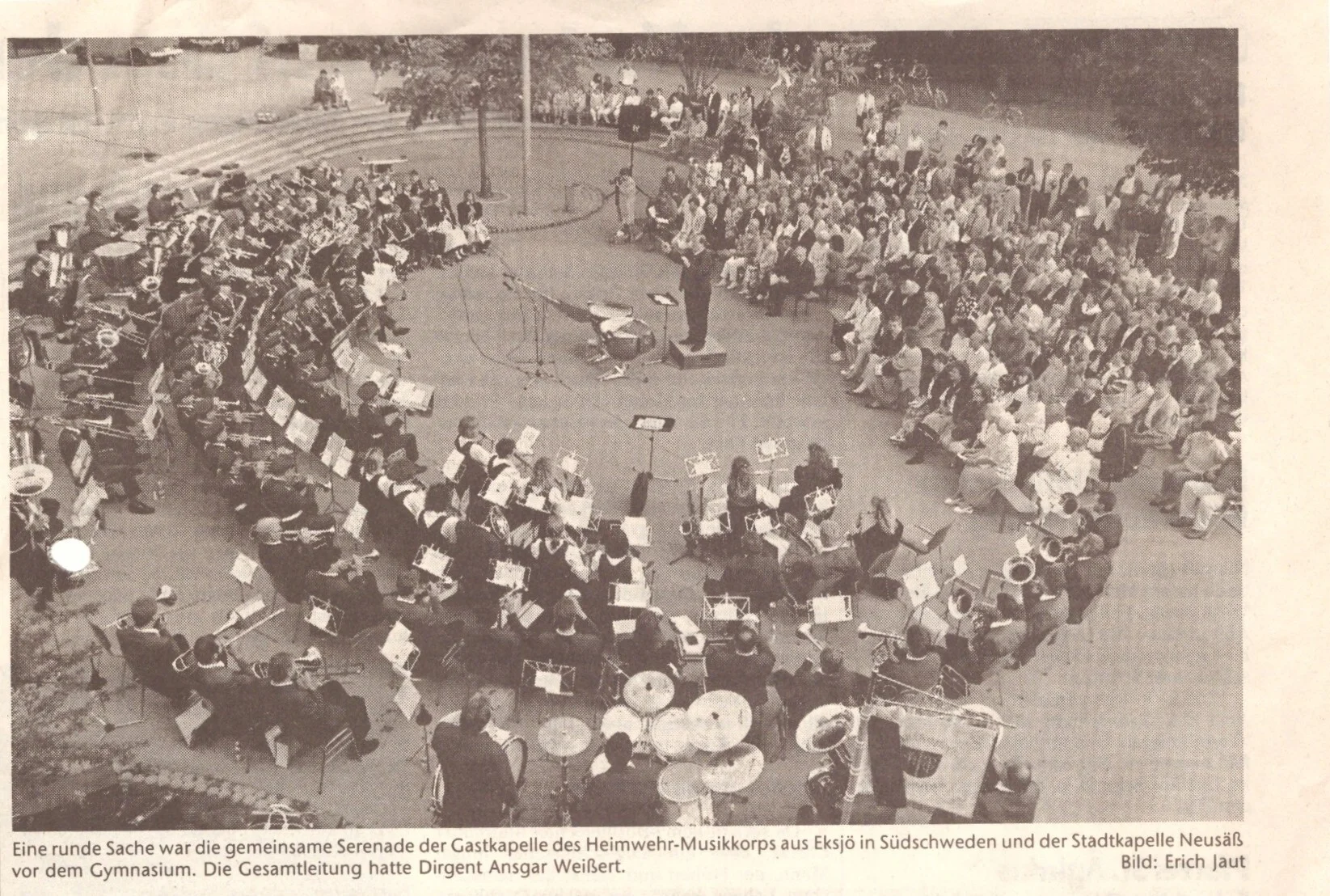 Bild: 1992 AZ Kritik Serenade1