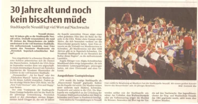 Vorschaubild: 2006 AZ Kritik Jubiläumskonzert