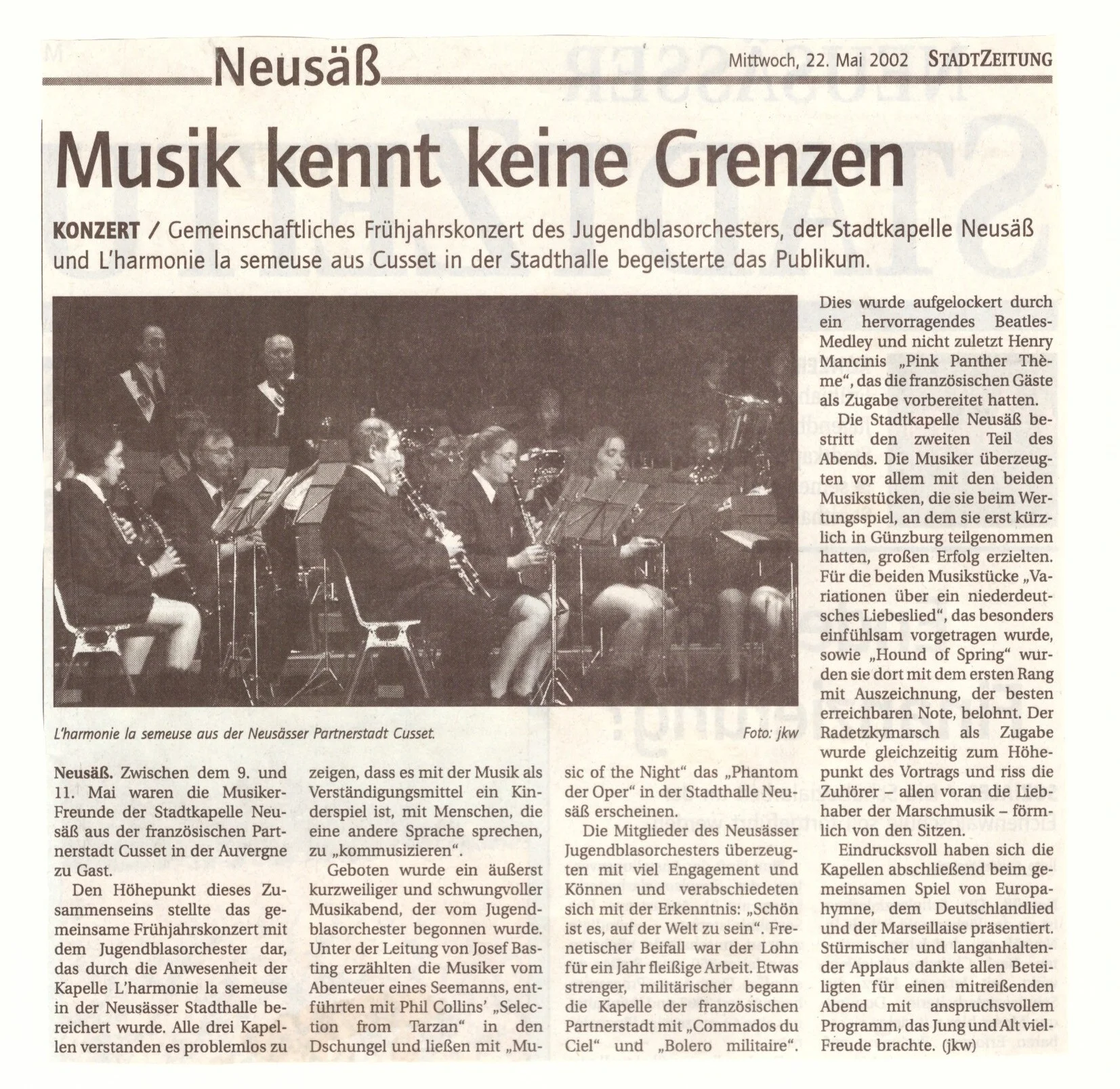 Bild: 2002 Stadtzeitung Kritik Frühjahrskonzert