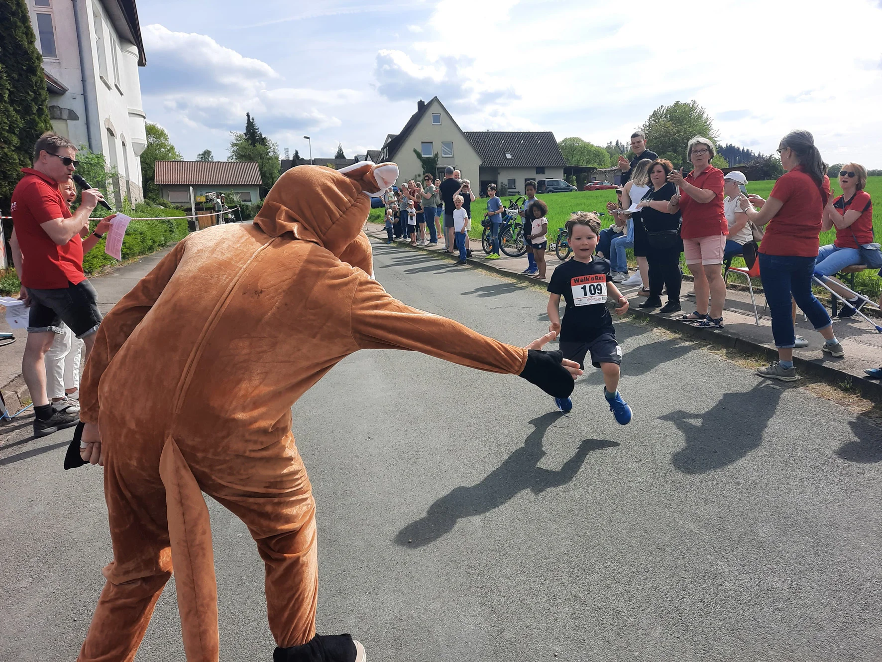 075 109 b  (Bild vergr&ouml;&szlig;ern)