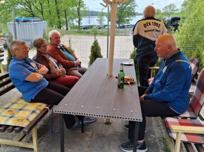 Vorschaubild: Pausengespräch 2