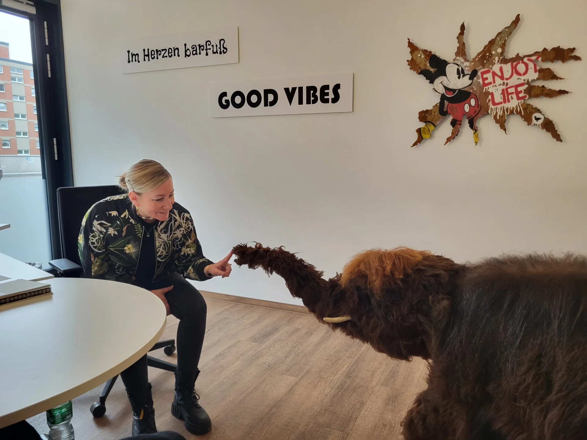 Kultureferentin Sarah Feige "Hallo" gesagt. 