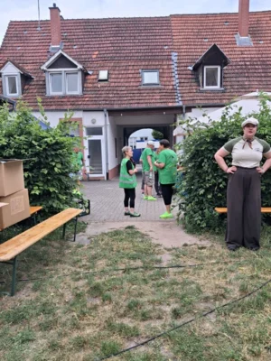 Vorschaubild: photo 5251691636968856821 y (1)