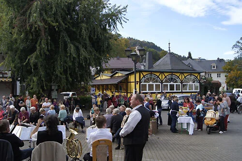Sommerfeste im Ortskern  (Bild vergr&ouml;&szlig;ern)