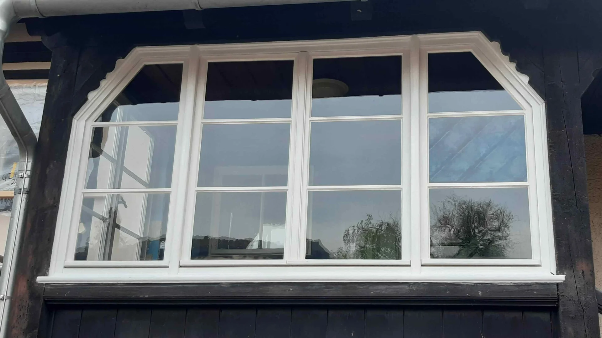 Bild: Sprossenfenster (Nach der Restaurierung)