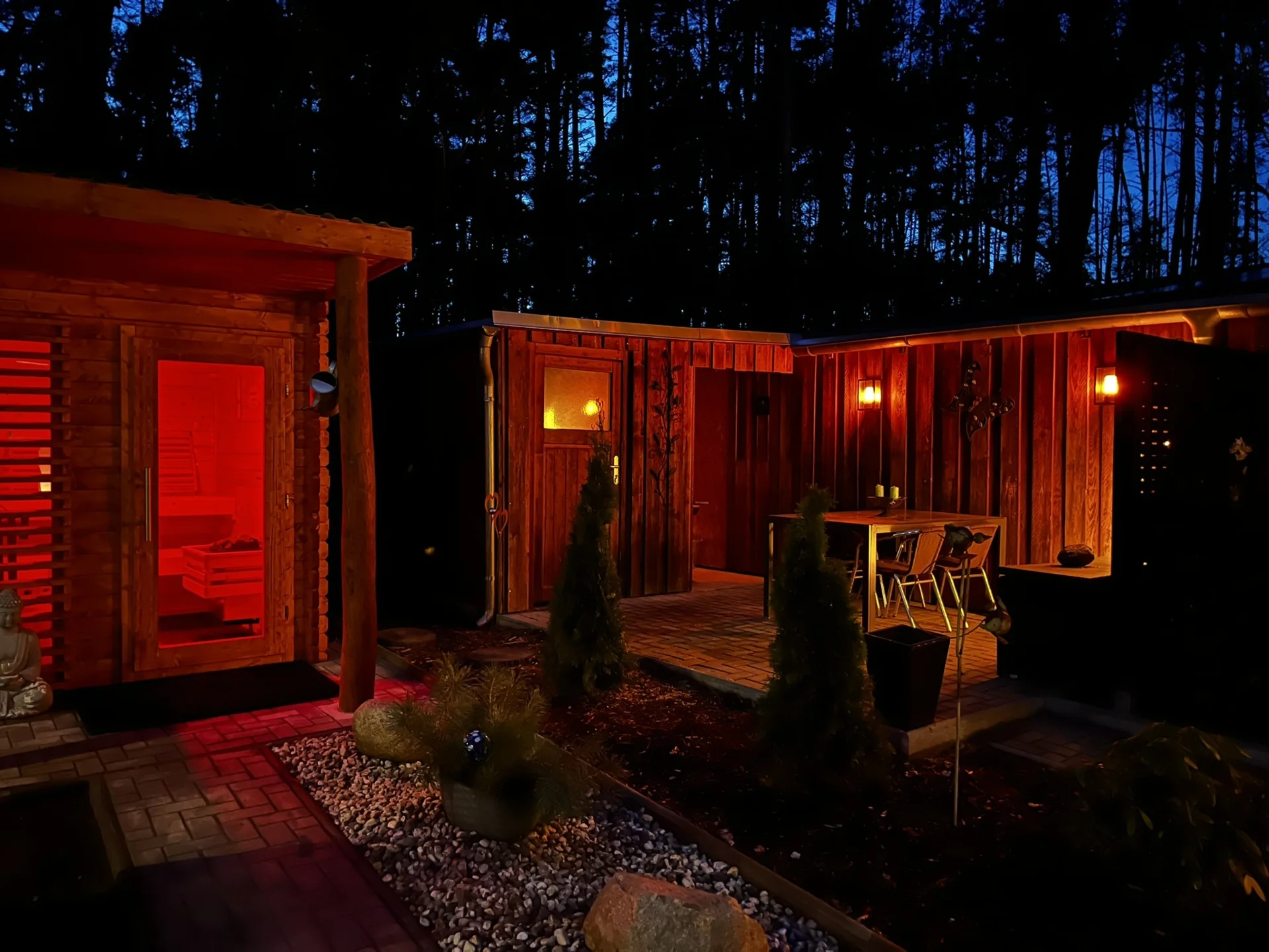 Wellness-Garten  (Bild vergr&ouml;&szlig;ern)