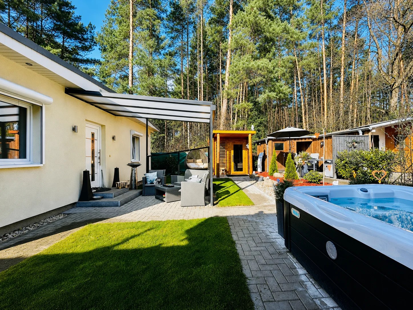 Wellness-Garten  (Bild vergr&ouml;&szlig;ern)