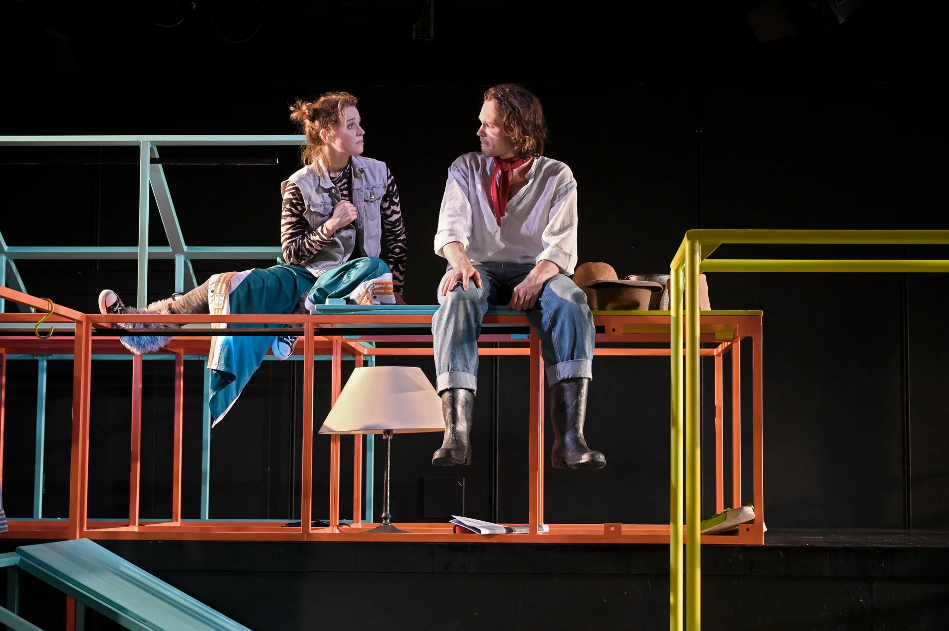 Findus and the Rooster in the Henhouse (c) Jochen Klenk / Heilbronn Theatre  (Bild vergr&ouml;&szlig;ern)