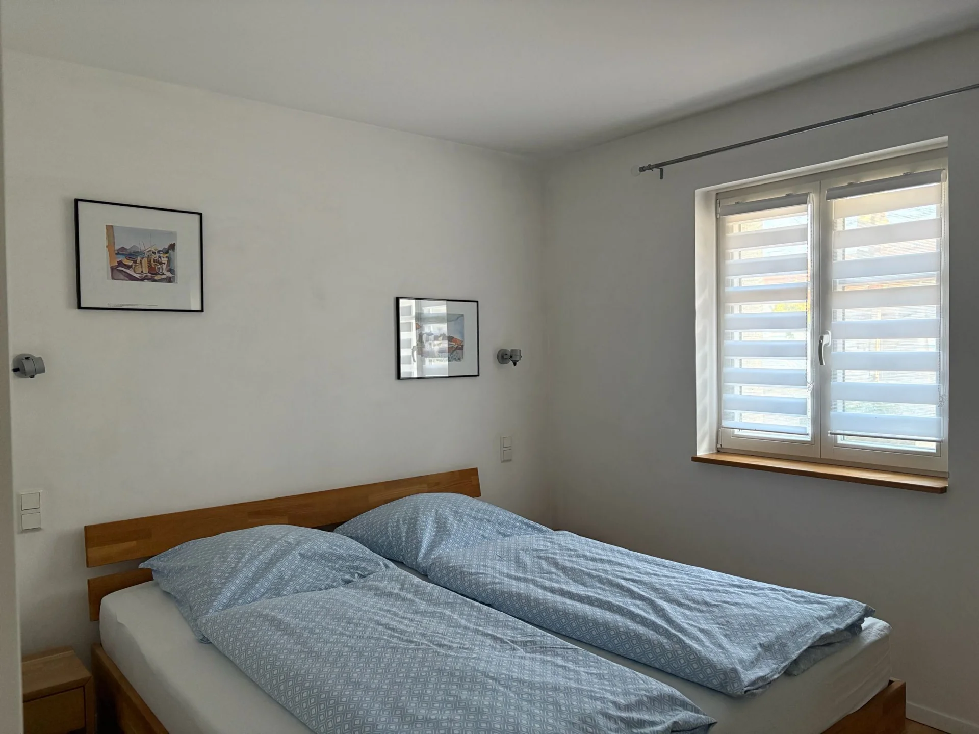 Schlafzimmer links 