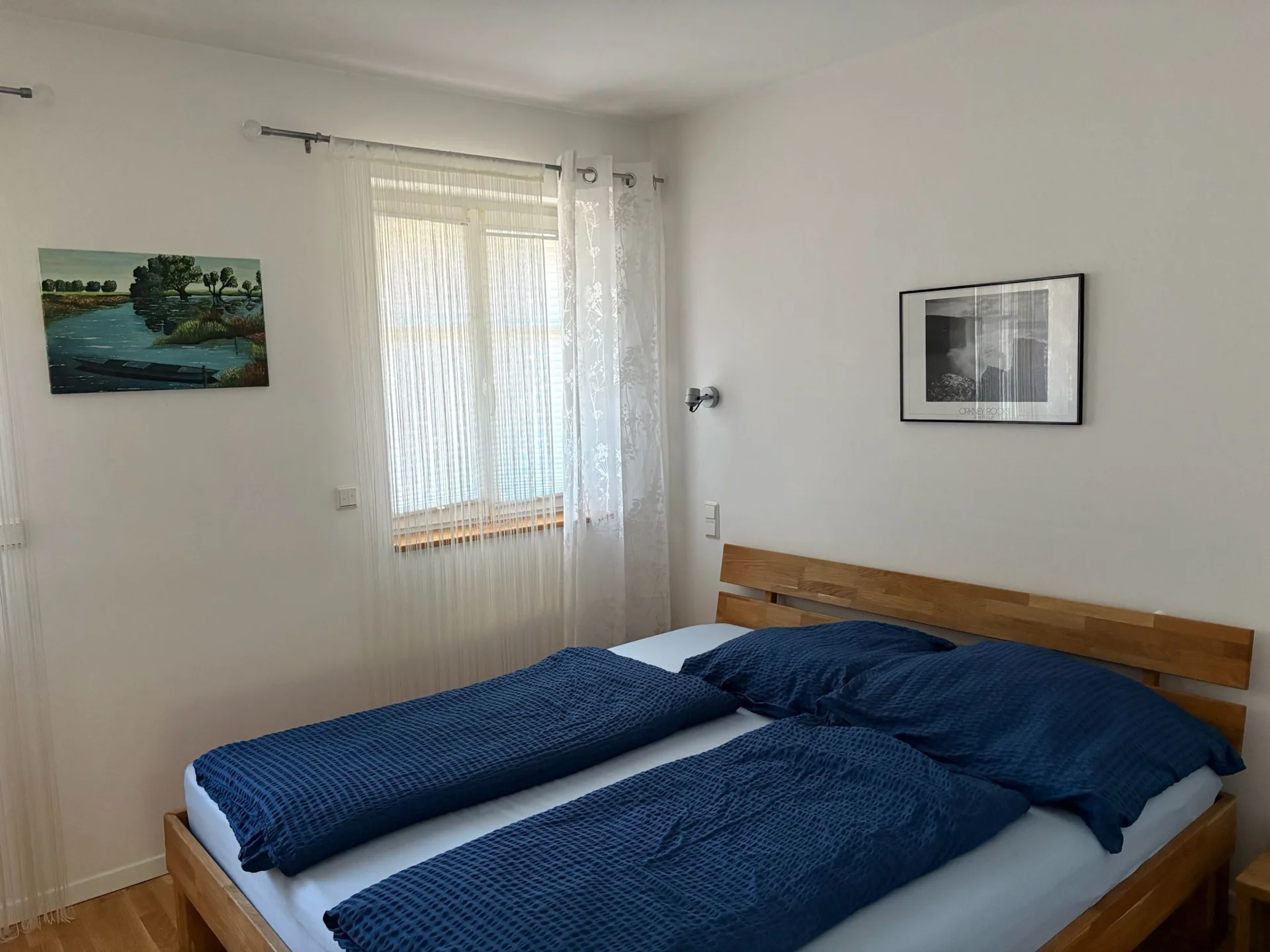 Schlafzimmer rechts 
