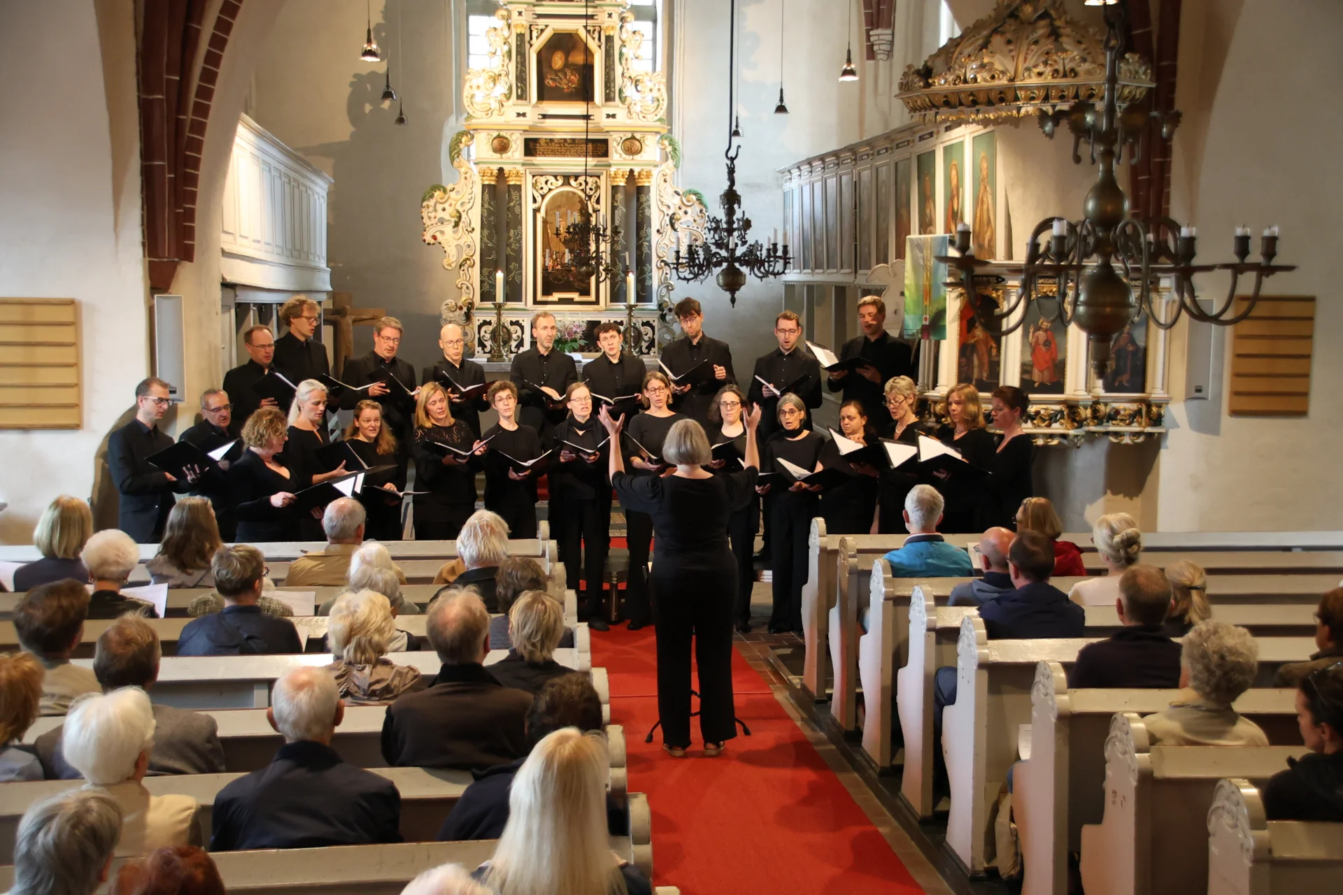 Konzert des Norddeutschen Kammerchores in Kremmen  (Bild vergr&ouml;&szlig;ern)