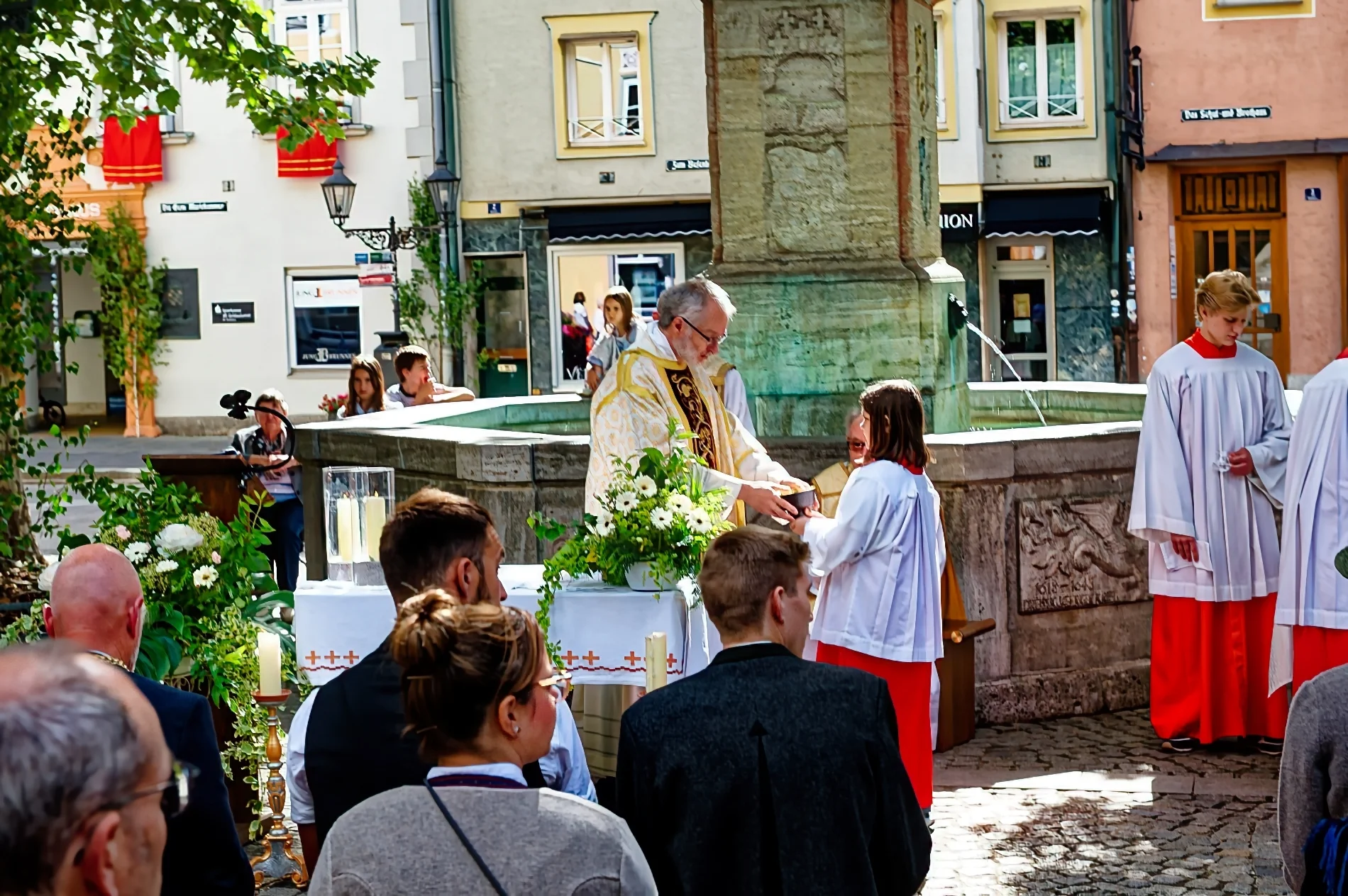 ... Festgottesdienstes ... 