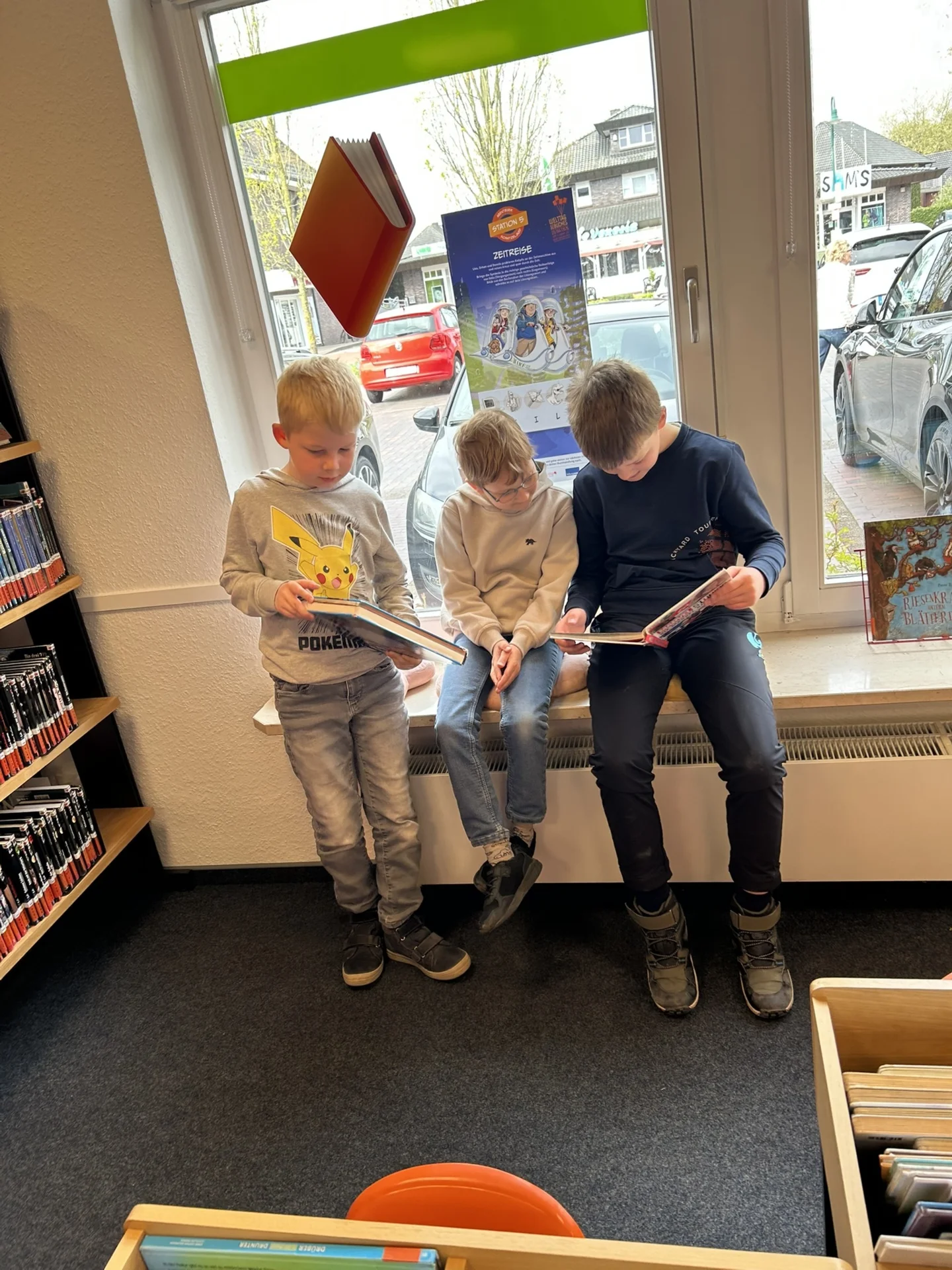 Foto der Galerie: Welttag des Buches - Besuch der Bücherei