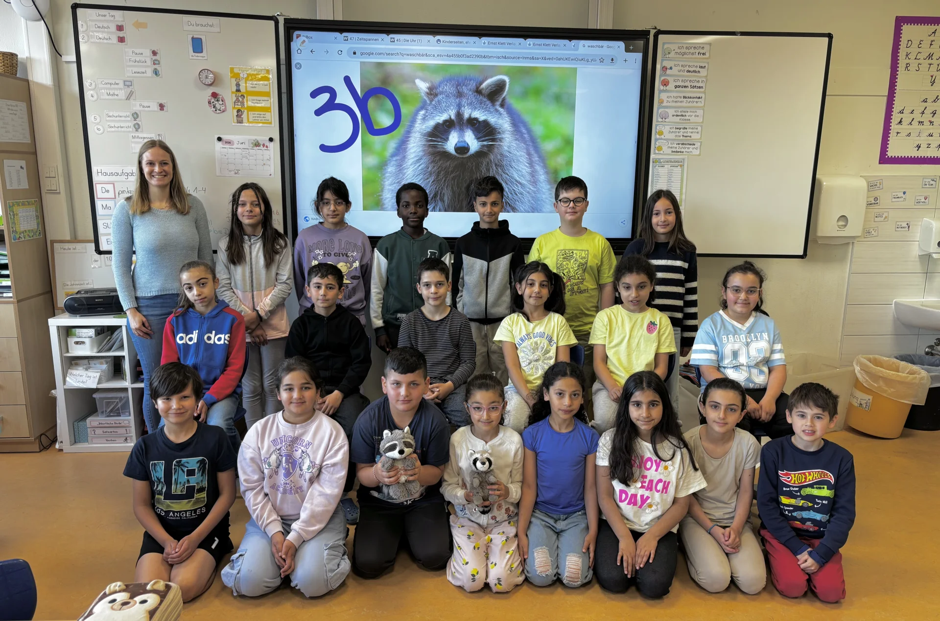 Klasse 3b mit Frau Wald  (Bild vergr&ouml;&szlig;ern)