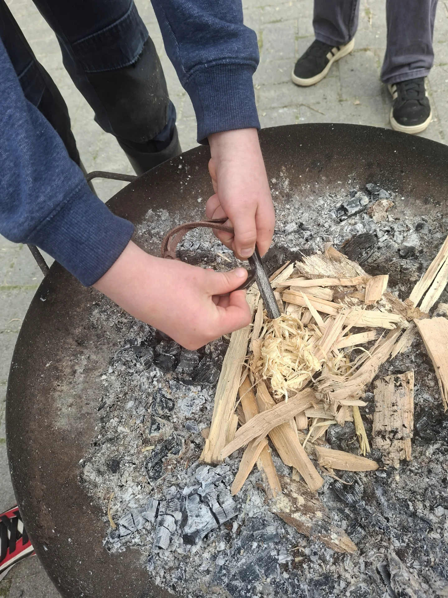 Foto der Galerie: Auf dem Bauernhof in der Lagerfeuerküche