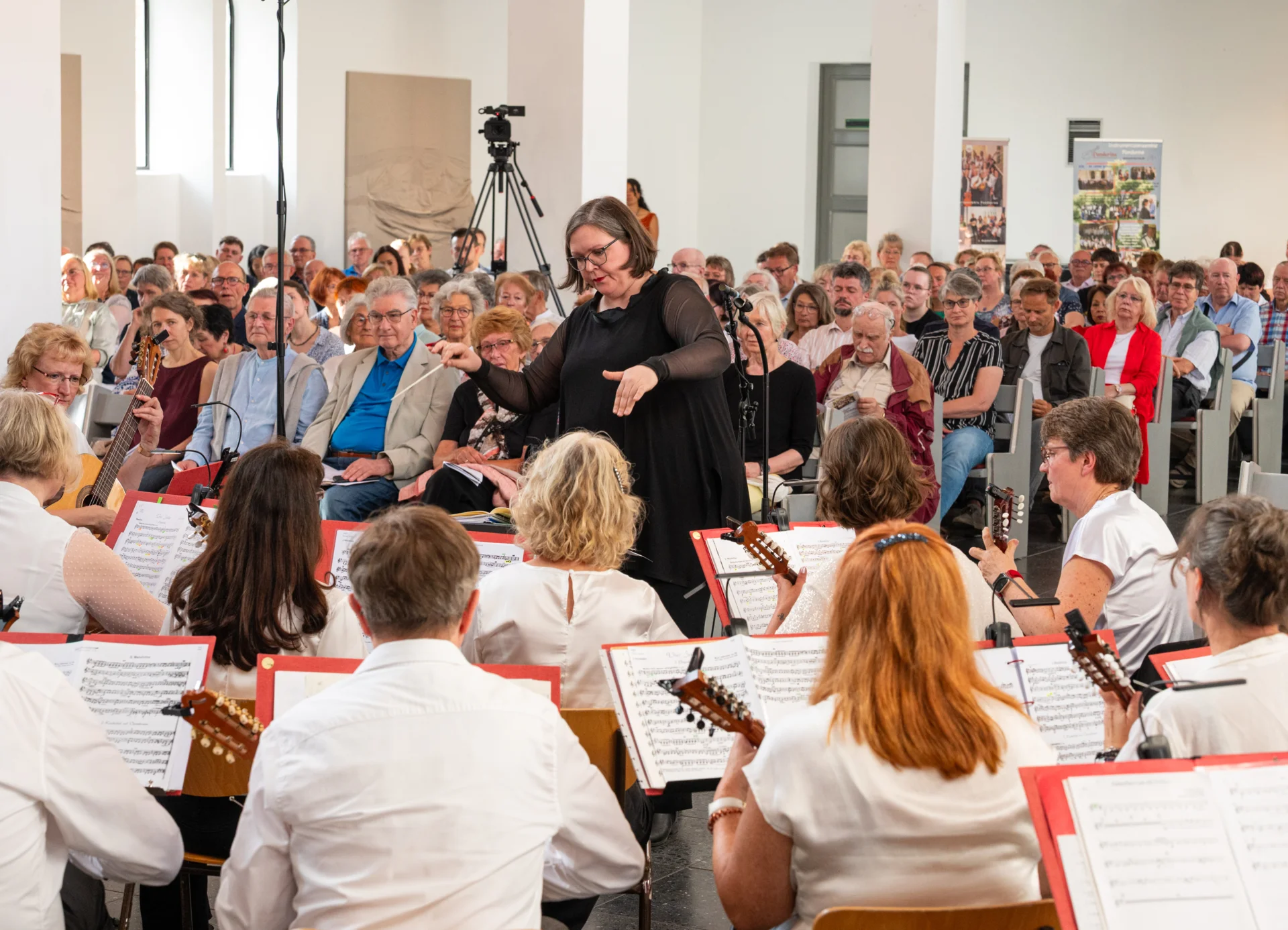 Musik an!  (Bild vergr&ouml;&szlig;ern)
