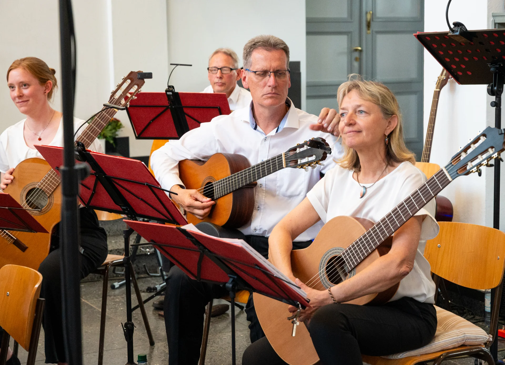 Unsere Gitarren.  (Bild vergr&ouml;&szlig;ern)