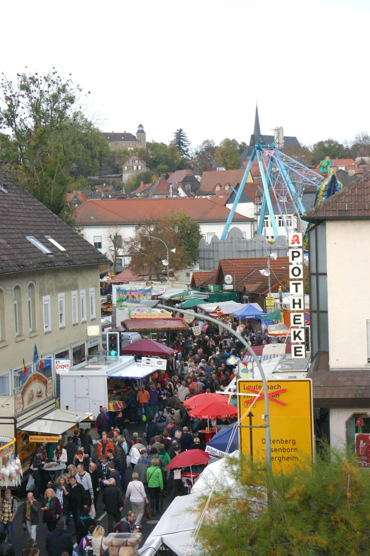 Unterwegs in den Marktstra&szlig;en  (Bild vergr&ouml;&szlig;ern)