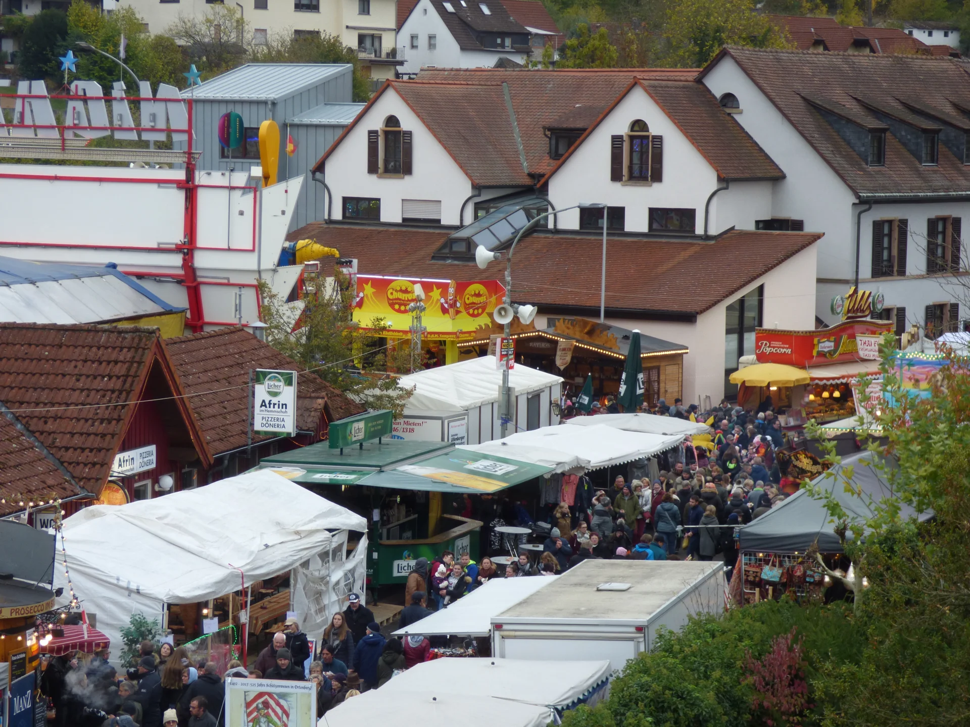 Unterwegs in den Marktstra&szlig;en  (Bild vergr&ouml;&szlig;ern)