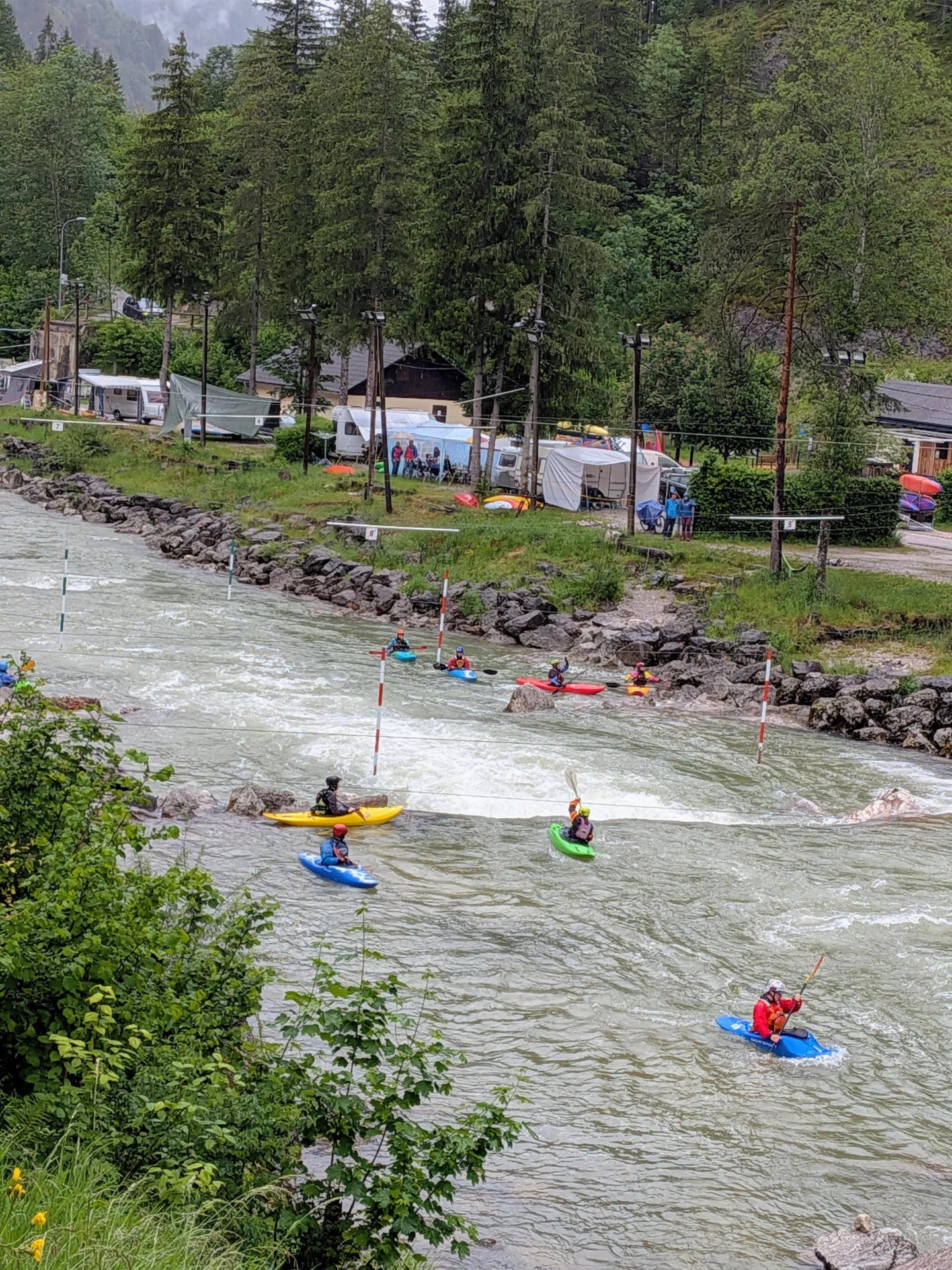18 Slalom  (Bild vergr&ouml;&szlig;ern)