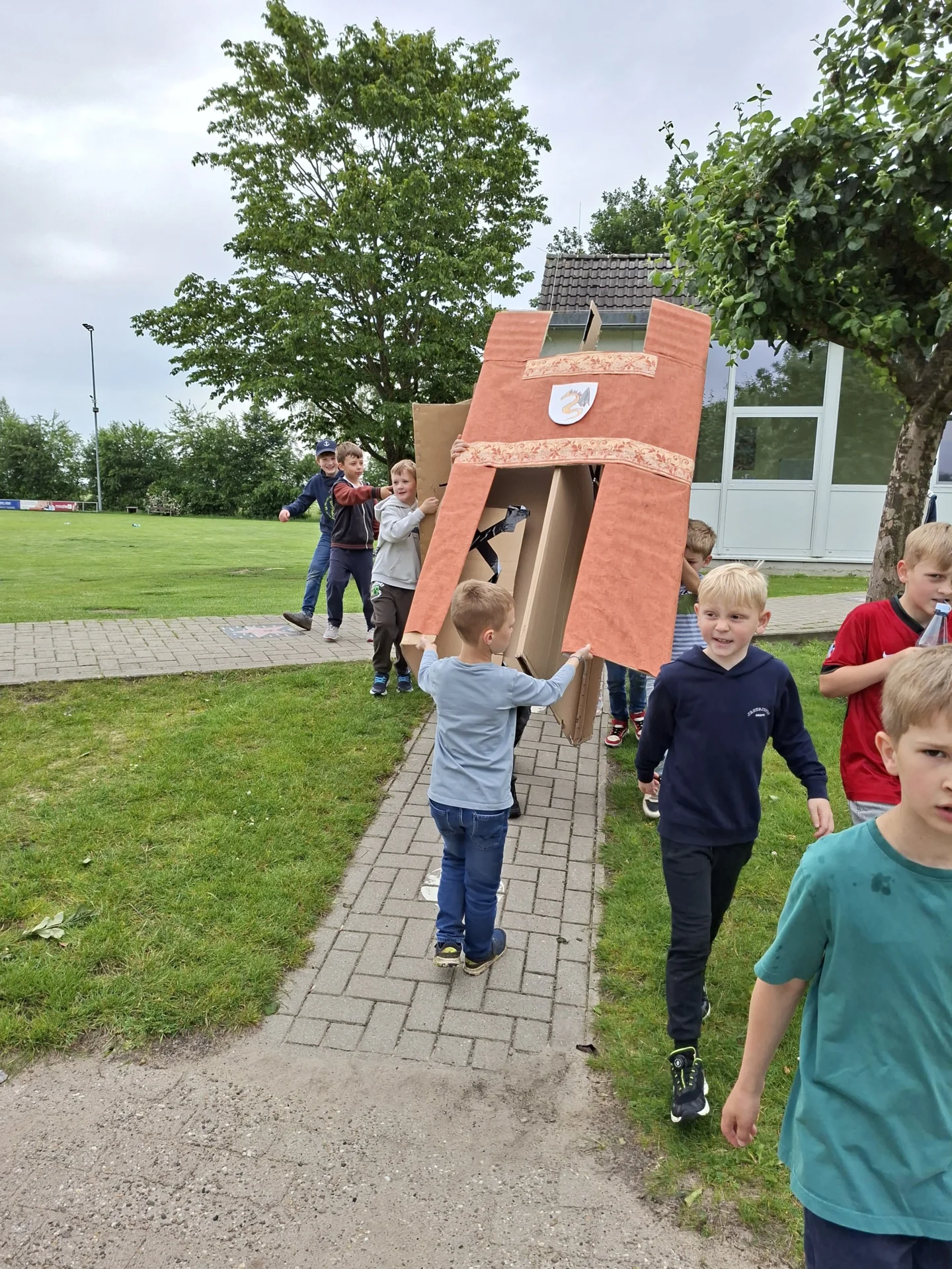 Unser M&auml;rchenschloss  (Bild vergr&ouml;&szlig;ern)