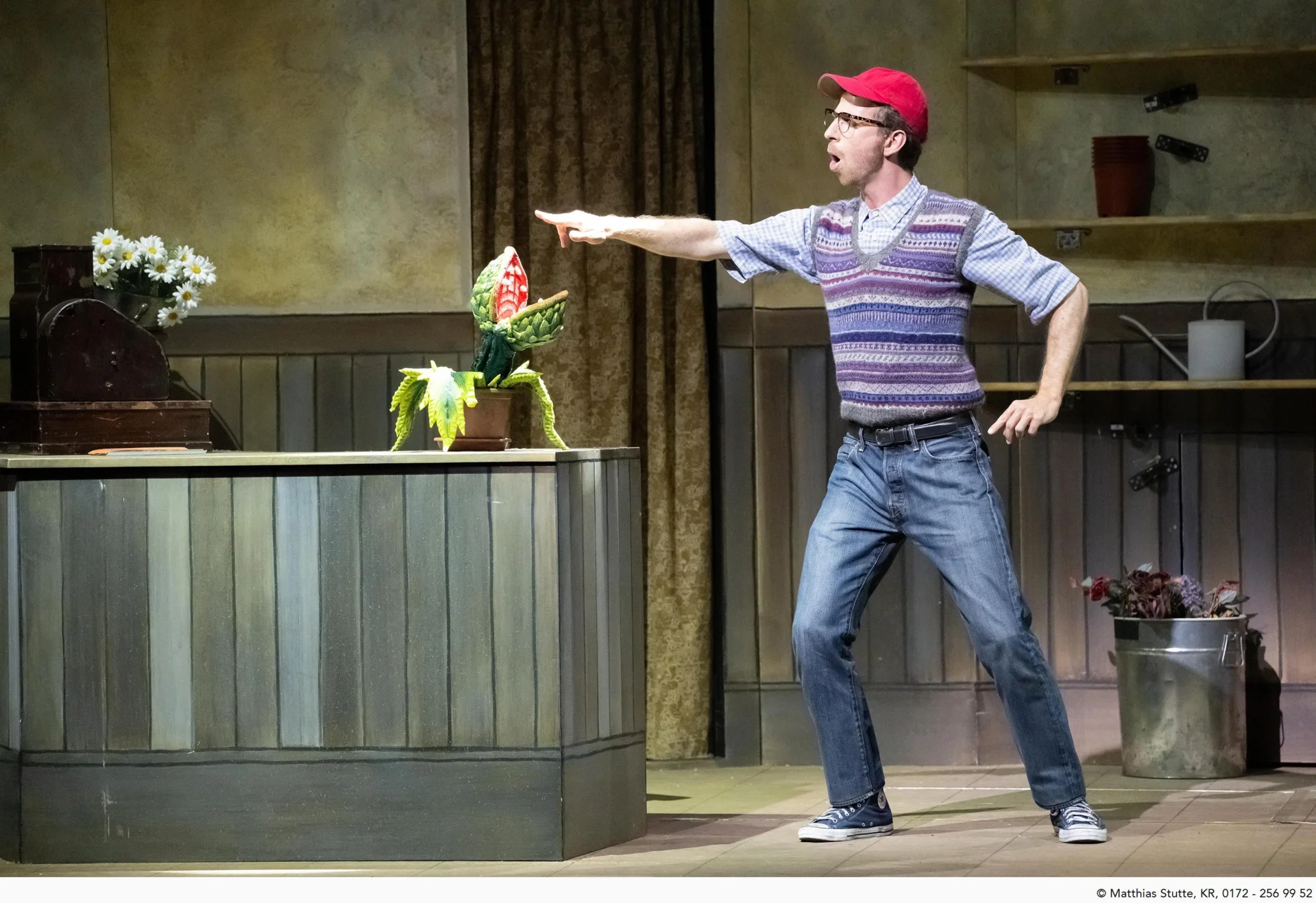 The Little Shop of Horrors &ndash; Photos by Matthias Stutte / Theater Krefeld  (Bild vergr&ouml;&szlig;ern)