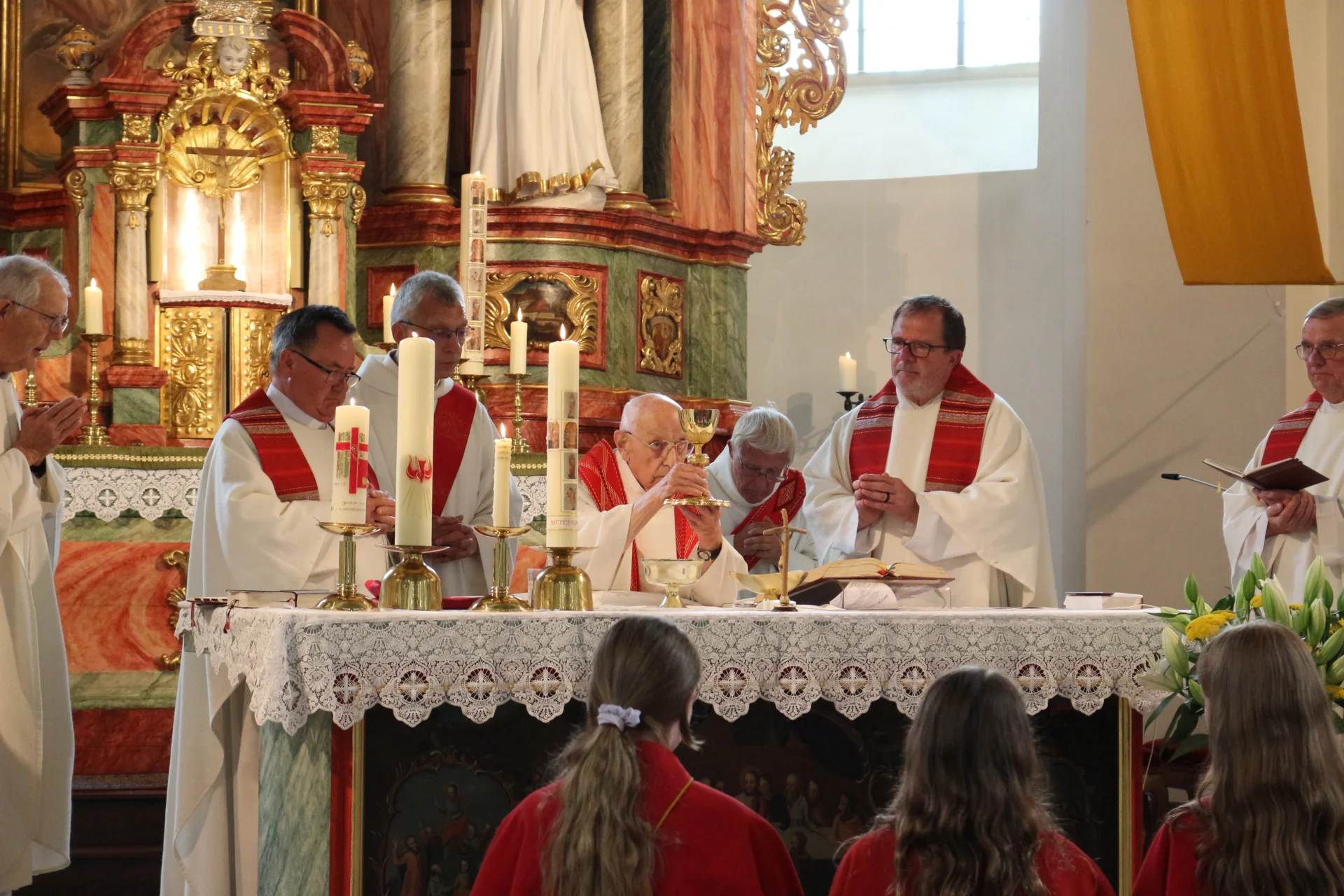 Foto der Galerie: 70. Priesterjubiläum von Pfarrer Bertam Vogt