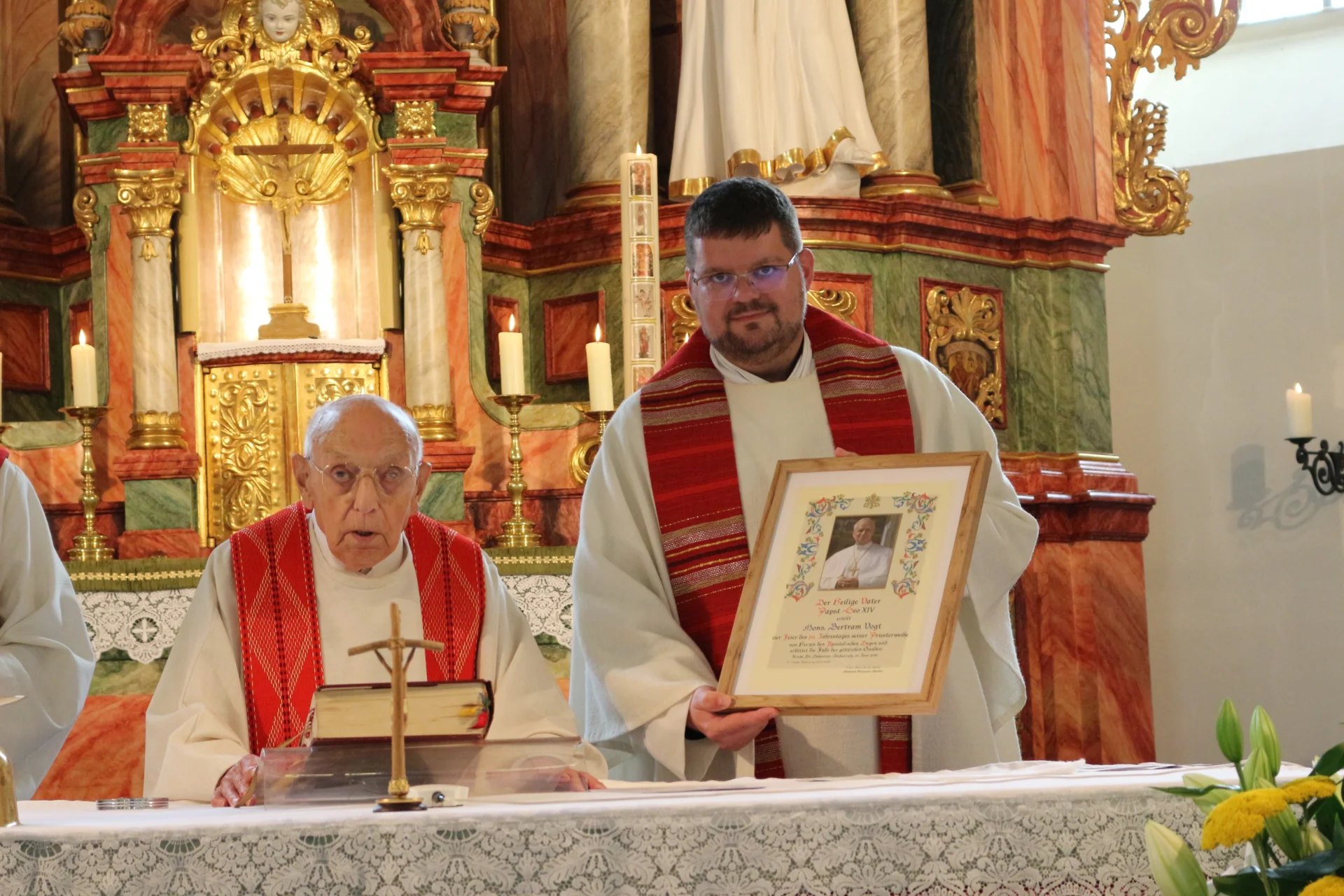 Foto der Galerie: 70. Priesterjubiläum von Pfarrer Bertam Vogt