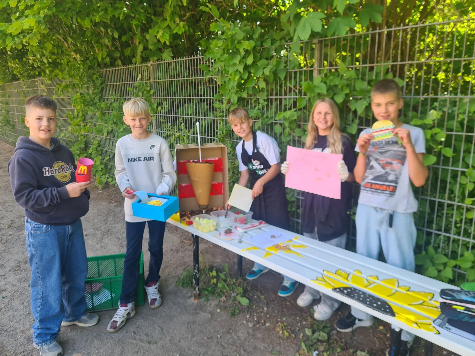Foto der Galerie: A market in our classroom