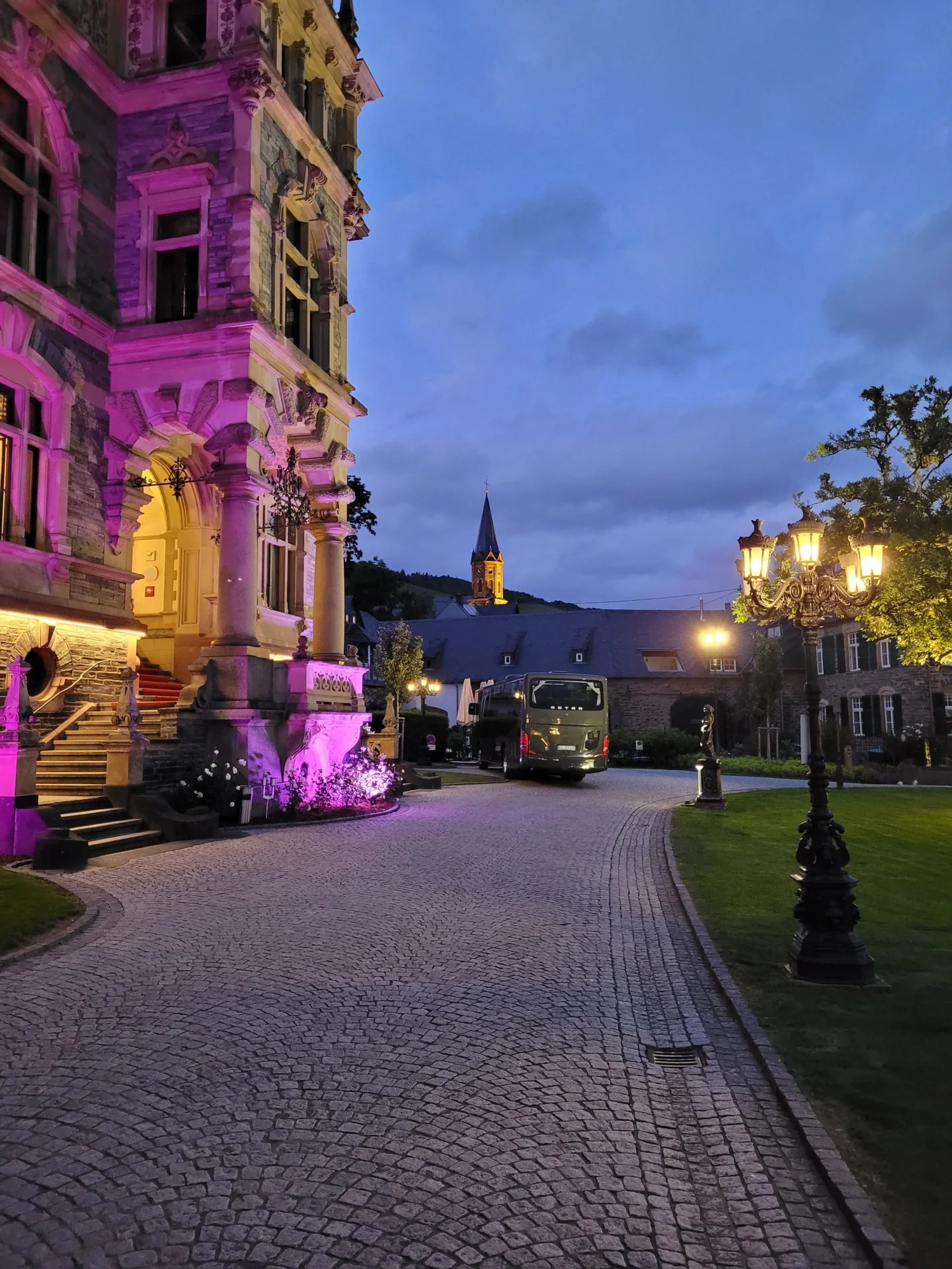 Au&szlig;enansicht  (Bild vergr&ouml;&szlig;ern)