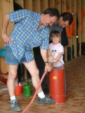Zur Galerie: Kindererlebnistag Feuerwehr (2005)
