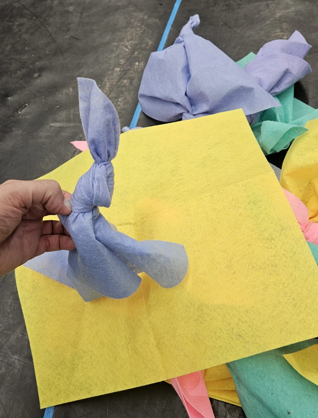 Workshopmaterial vorbereitet  (Bild vergr&ouml;&szlig;ern)