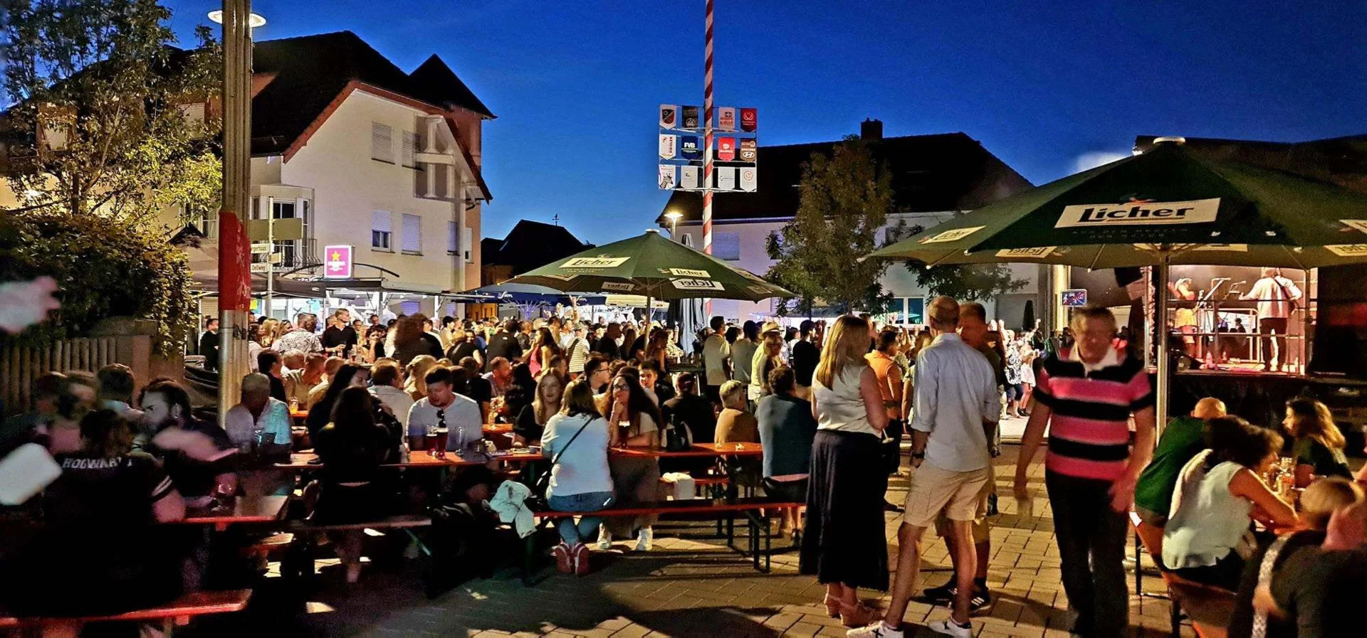 Hauptplatz Fr  (Bild vergr&ouml;&szlig;ern)