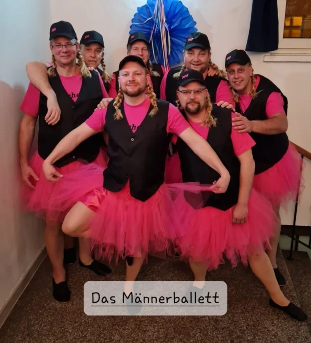 Zur Galerie: 60. Saison