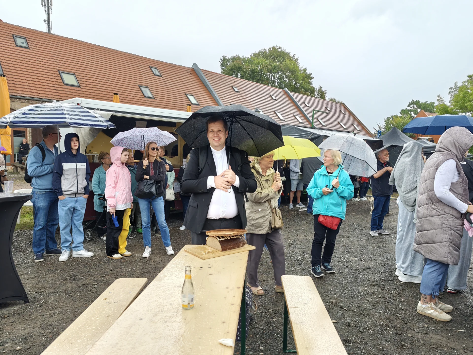 Dann kam der Regen wieder.   Foto: M. Dill  (Bild vergr&ouml;&szlig;ern)
