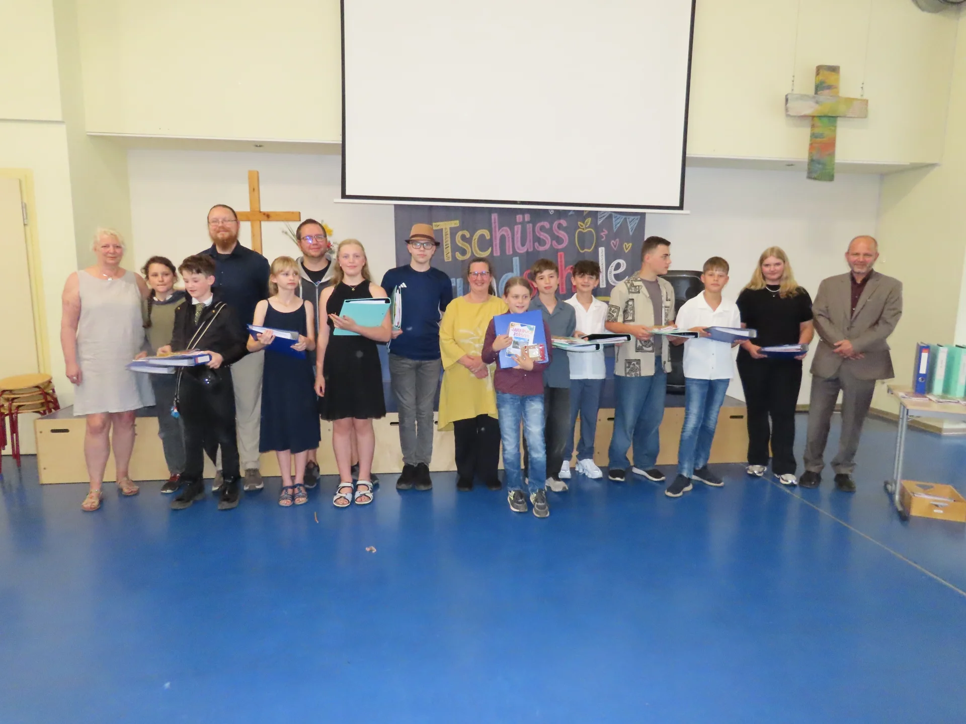 Foto der Galerie: Verabschiedung 6ties mit Gottesdienst und Ball