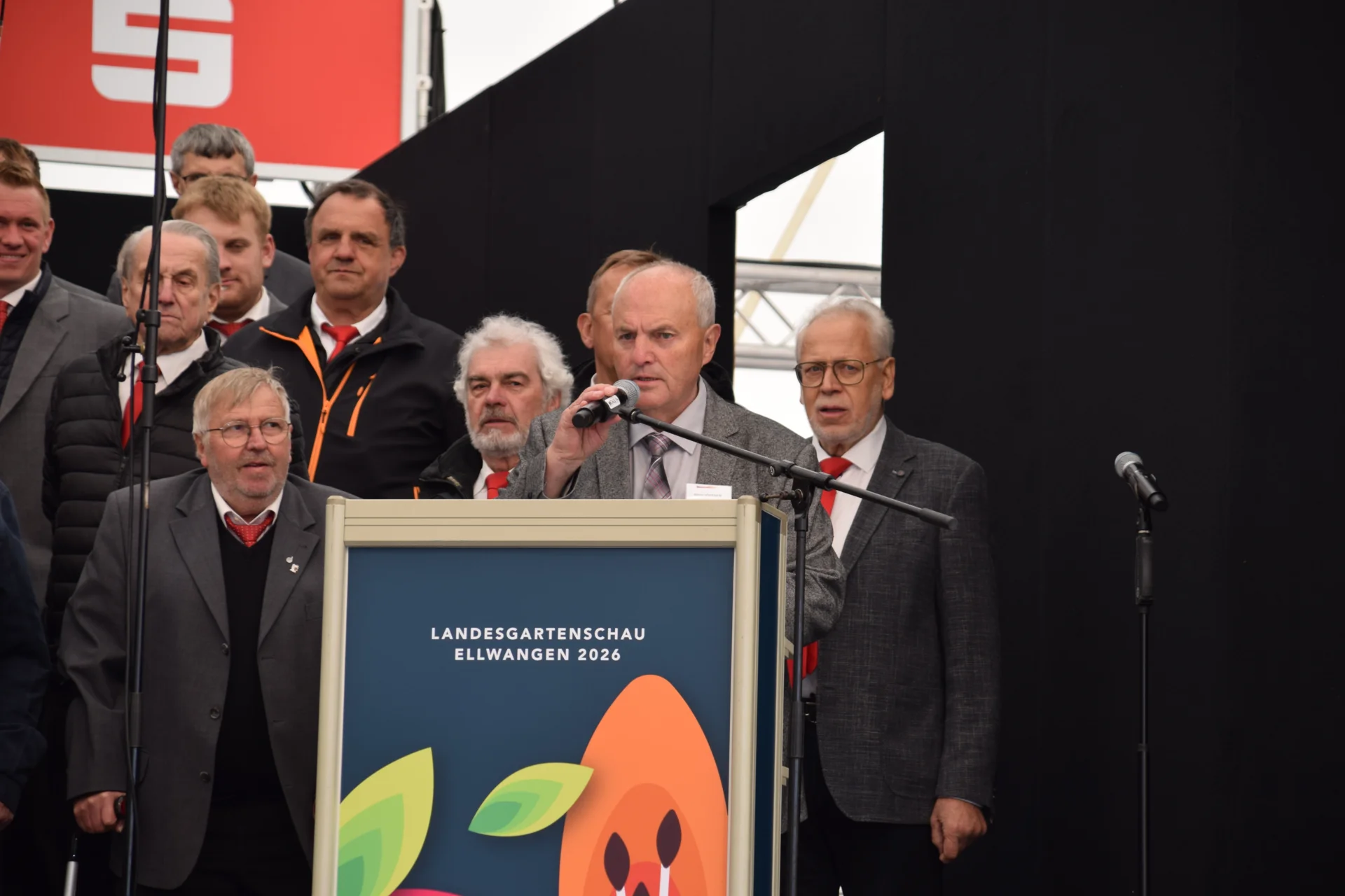 Verbandsvorsitzender G&uuml;nter Hopfensitz  (Bild vergr&ouml;&szlig;ern)