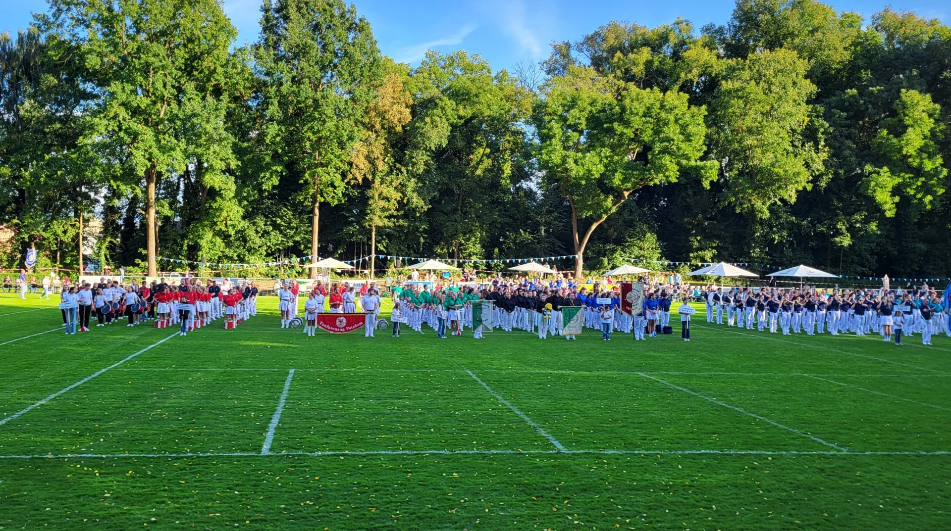 Foto der Galerie: 12.09.2026 - Pokalsieger in Mittenwalde mit 90,73 Punkte und jede Menge Frohe Klänge (Watt nen Wortspiel!)