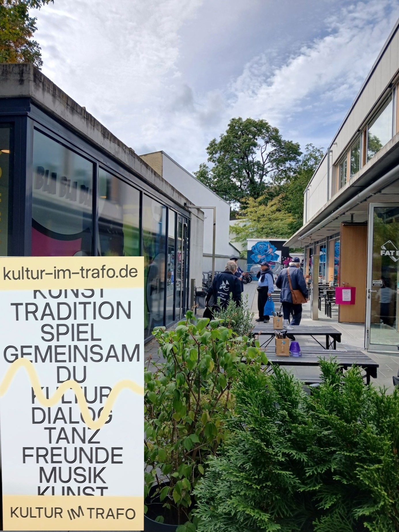 Bild: Die alte Trafostation, heute ein Ort der Kultur!