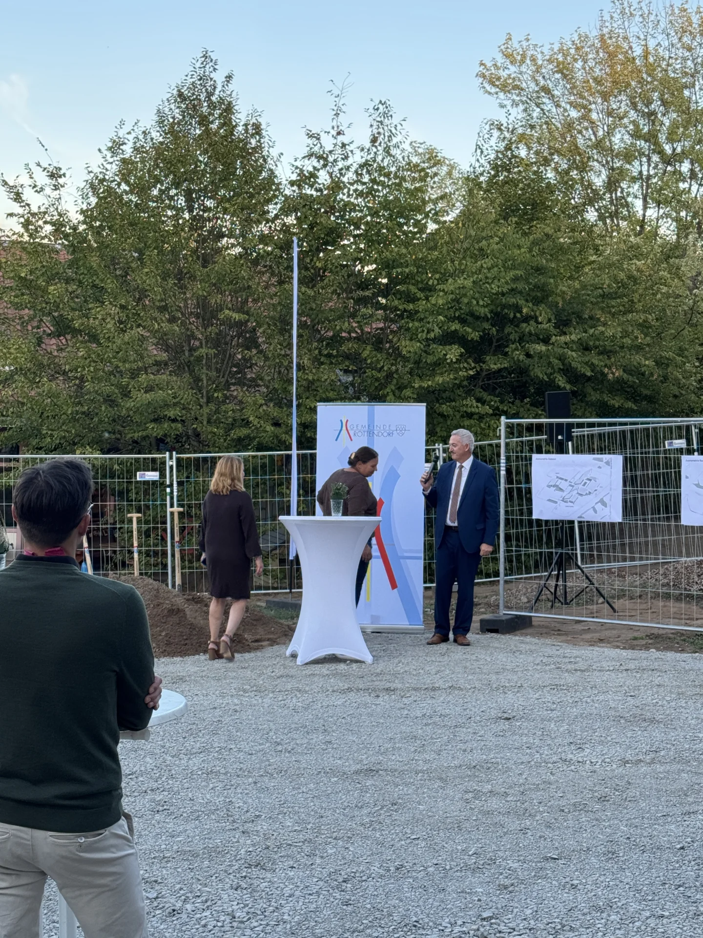 Foto der Galerie: Spatenstich Erweiterung Kindergarten Am Bremig
