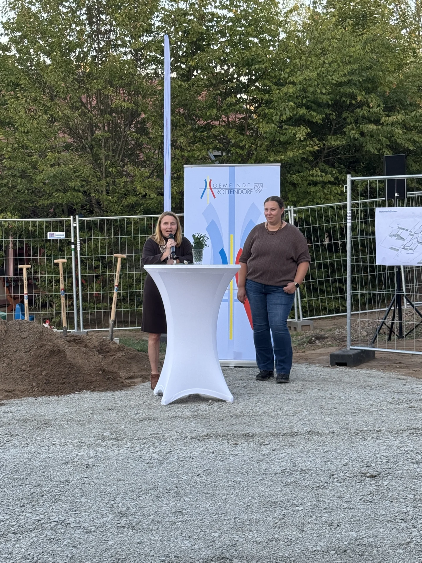 Foto der Galerie: Spatenstich Erweiterung Kindergarten Am Bremig