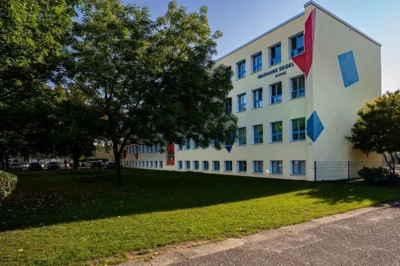 Vorschaubild: k-Schulgebäude von Gottschalkstraße (2)