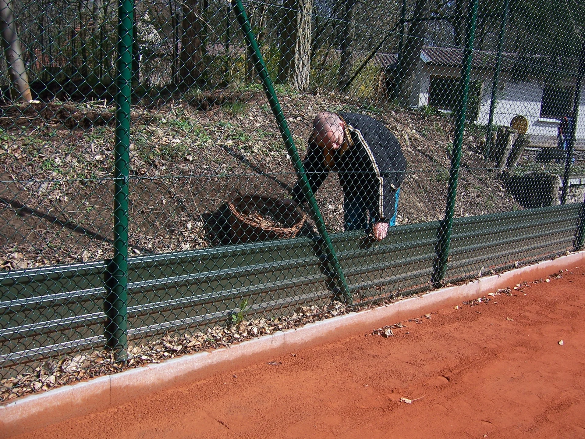 100 4372  (Bild vergr&ouml;&szlig;ern)