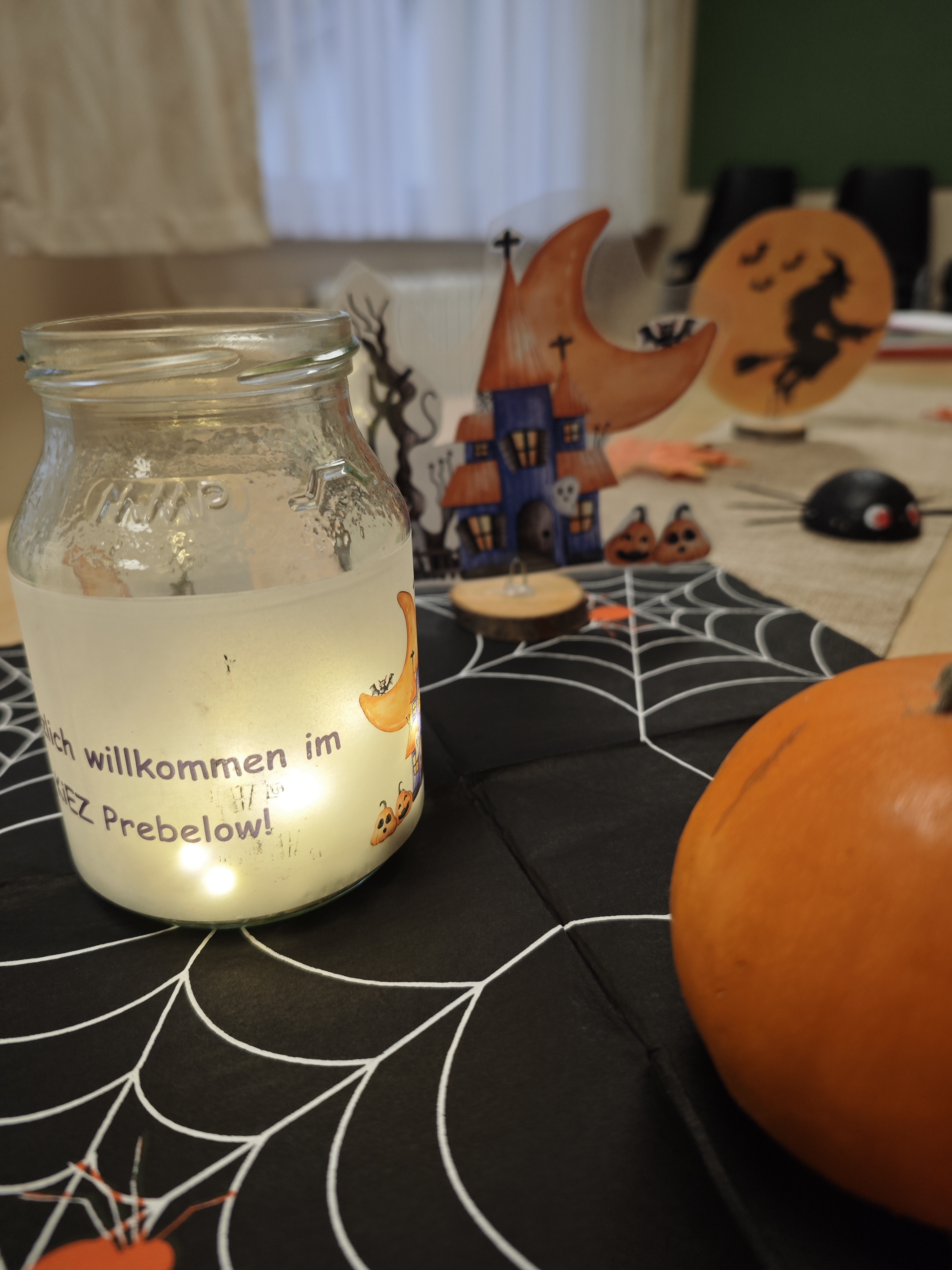 Foto der Galerie: 09. bis 11.10.2026 - Zwischen Zauberstäben, Fanfaren und Bananenbrot