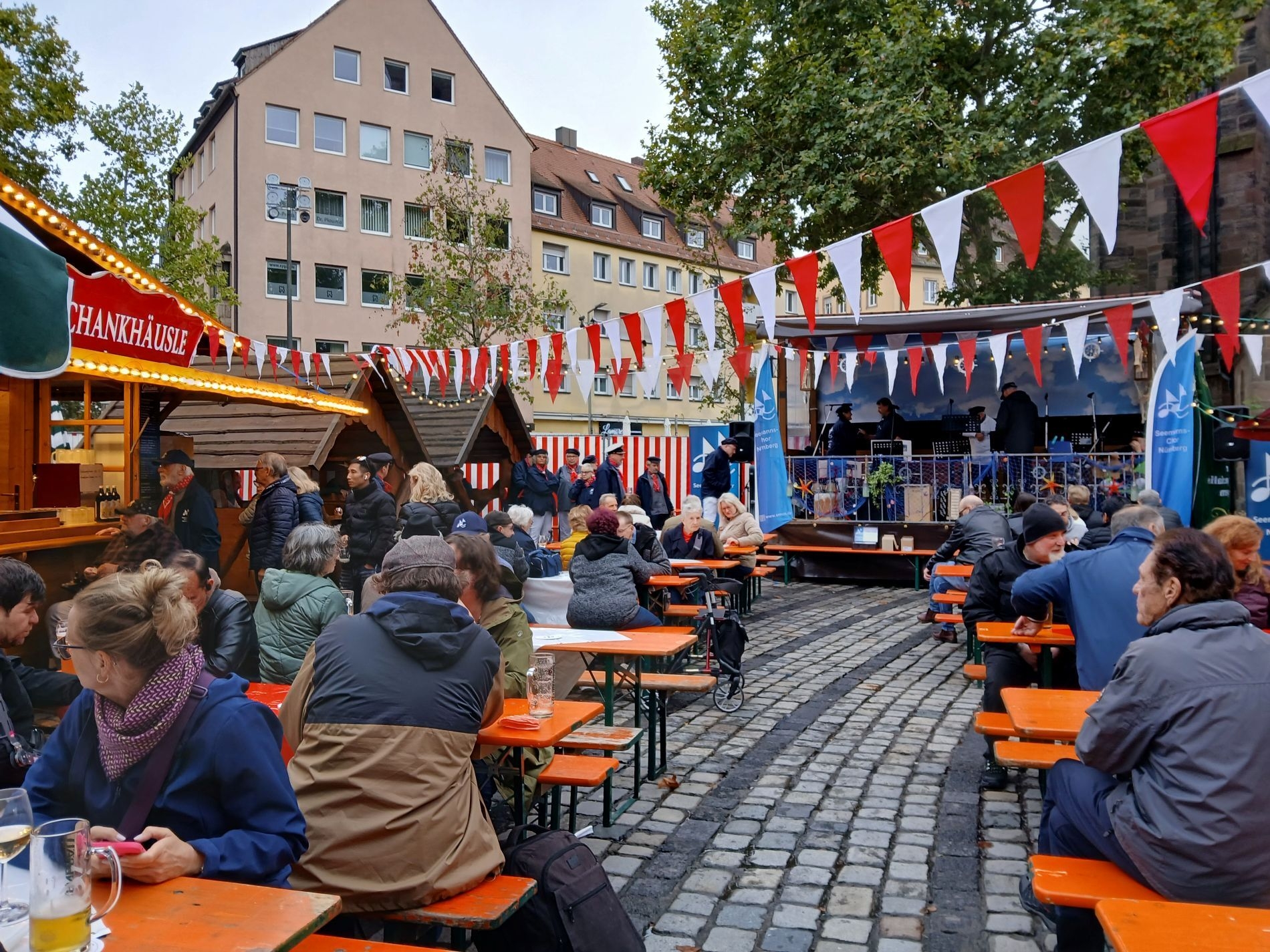Bild: Am Sonntag waren wir gespannt, ob wieder genügend Publikum anwesend wäre!