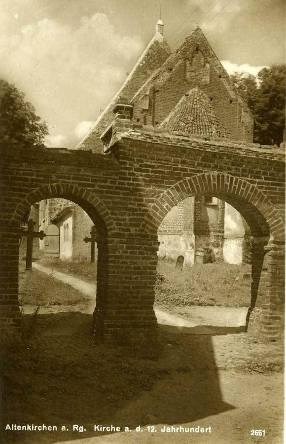 4 Altenkirchen Kirche 