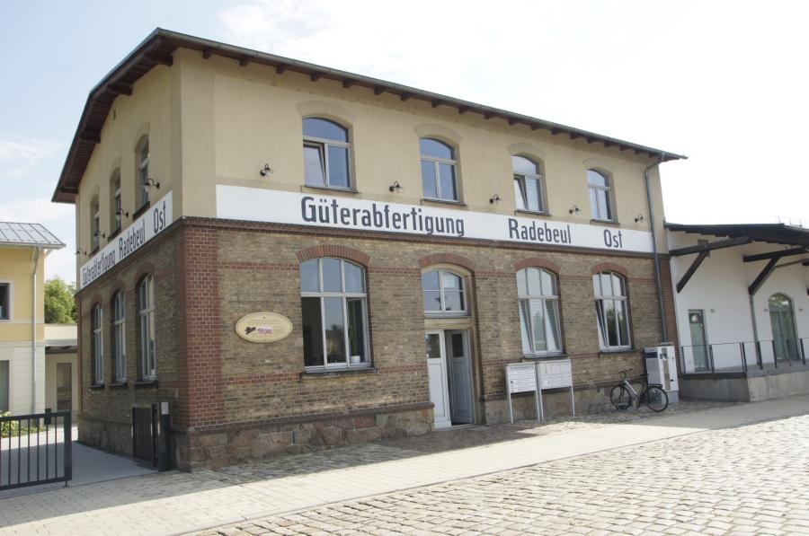 ehemalige Güterabfertigung in Radebeul